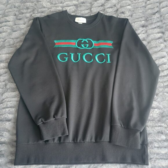 Gucci Other - Gucci black sweatshirt with interlocking GG logo in aqua on front, size Large